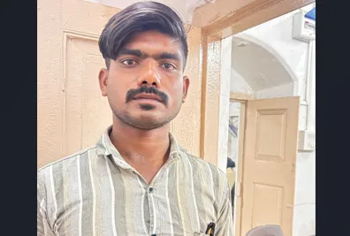 सात लाखांच्या फसवणूकप्रकरणी तरुणास अटक Youth arrested for cheating Rs. 7 lakhs