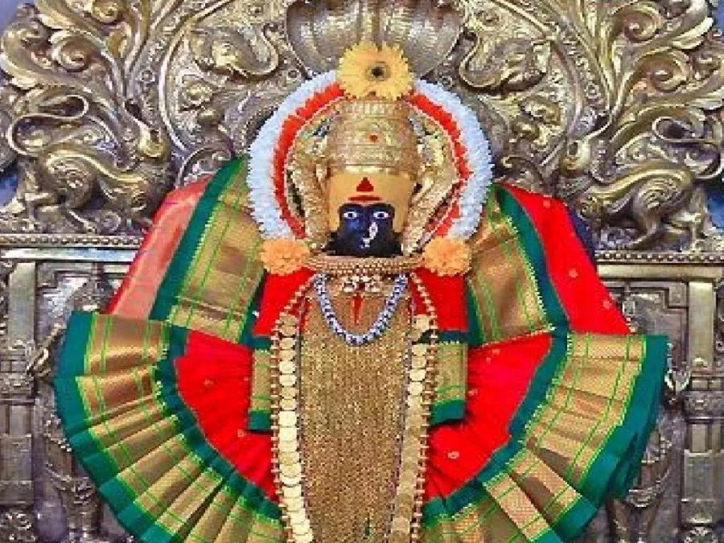 अंबाबाईच्या खजिन्यात 12.76 कोटींचे दान Donation of Rs 12.76 crores to Ambabai's treasury