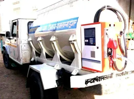 Illegal sale of diesel by bowsers in Radhanagar