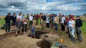 2000 वर्षे जुन्या फळाचे मिळाले अवशेष Remains of 2000-year-old fruit found