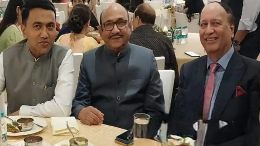 सिंधुदुर्गातील टॅक्सी चालकांच्या बॅचसंबधी समाधानकारक मार्ग काढणार