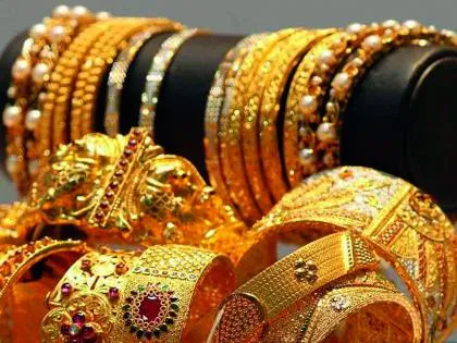 146 tolas of jewelry seized from private moneylender