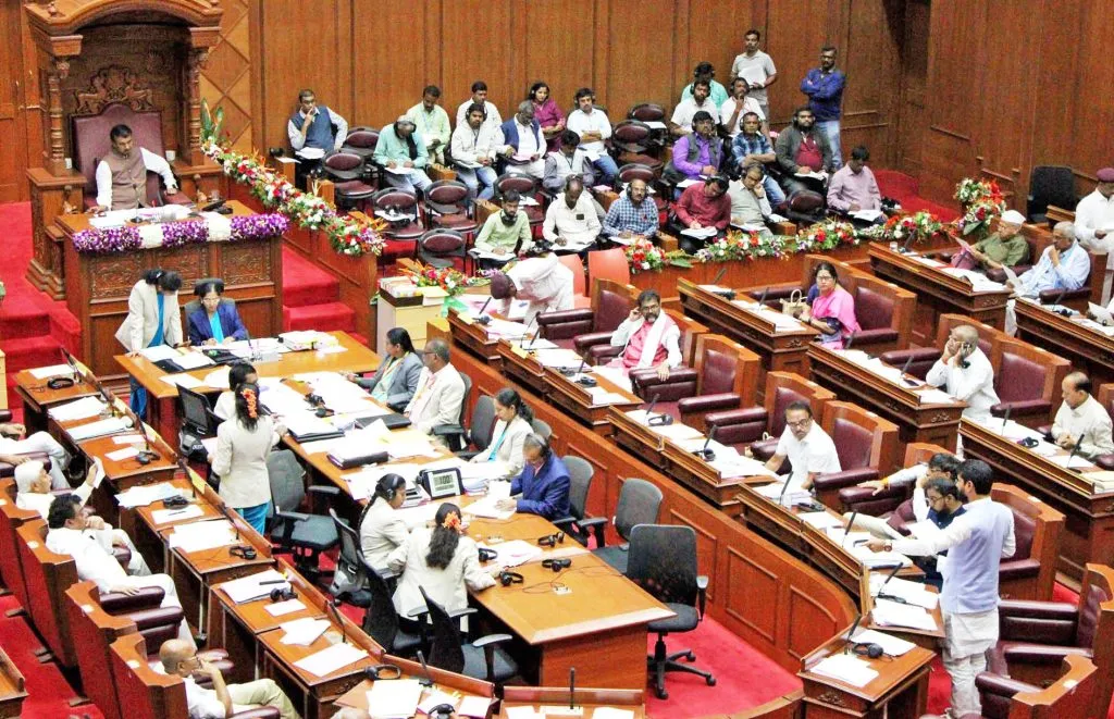 Concluding the session: Discussion on Panchmasali movement, Waqf, North Karnataka issues