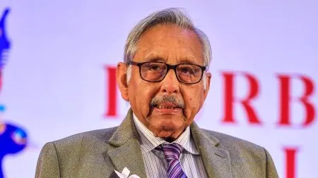Mani Shankar Aiyar's criticism of Gandhi