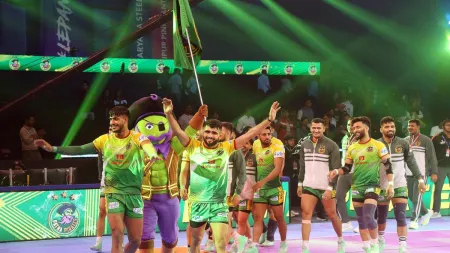 पाटणा पायरेट्स अंतिम फेरीत Patna Pirates in the final