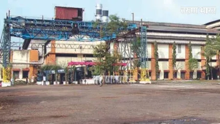 Crime against 21 people including former chairman of 'Godsakhar' Shahapurkar