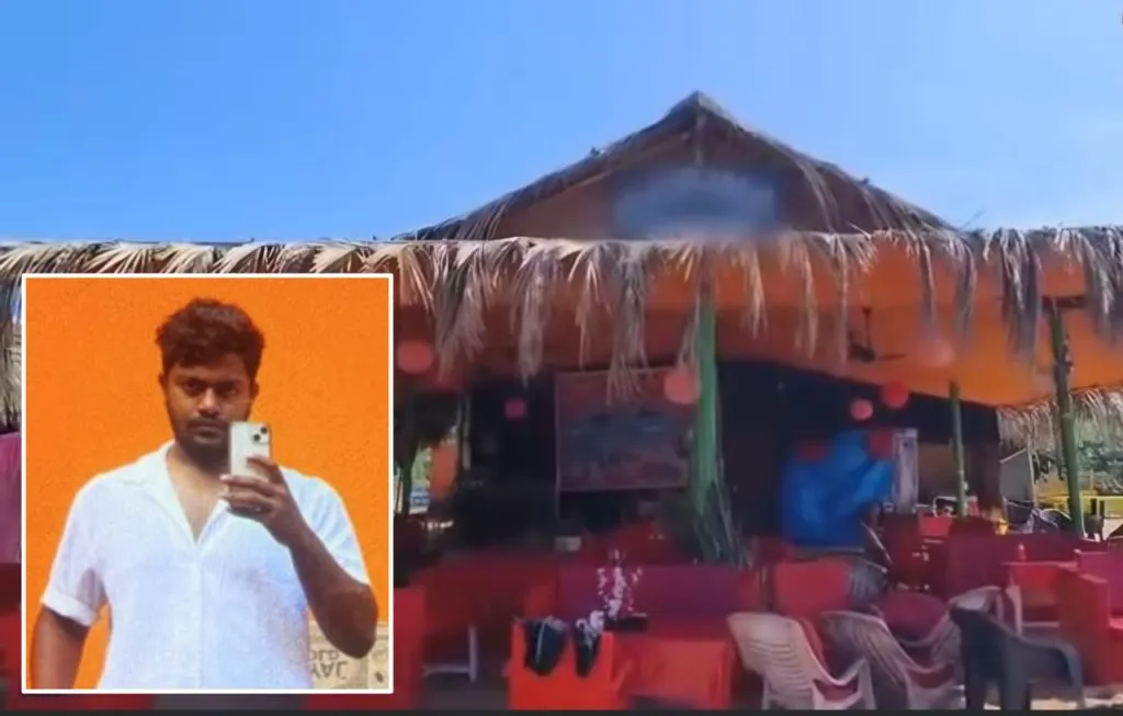 A tourist lost his life because of a bangle worth one thousand rupees.