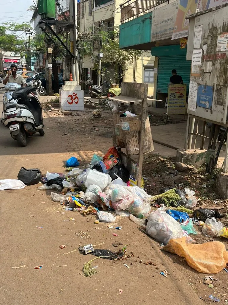 Municipal Corporation issues notice to Gram Panchayats near the city regarding garbage