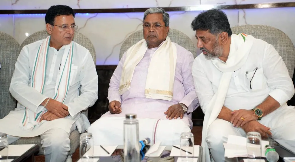 मुख्यमंत्री बदल ही प्रसारमाध्यमांची निर्मिती Chief Minister change is a creation of the media