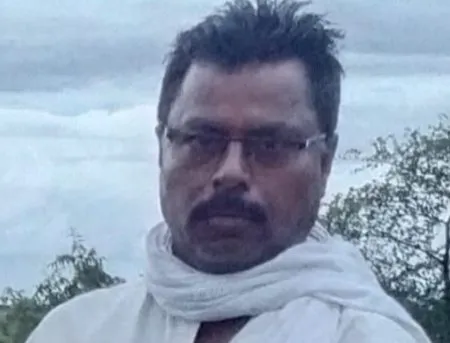 One killed in Omni collision in Kargani