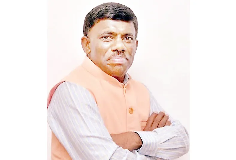 It is necessary to hold a session once in six months: Speaker