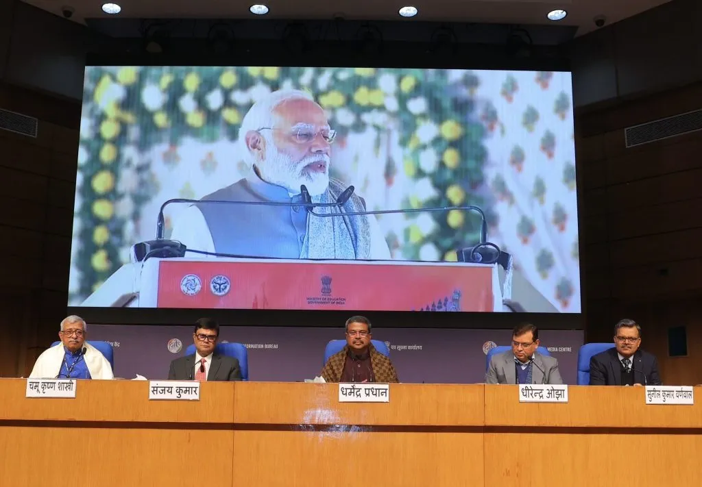 Kashi Tamil Sangamam from 15-24 February