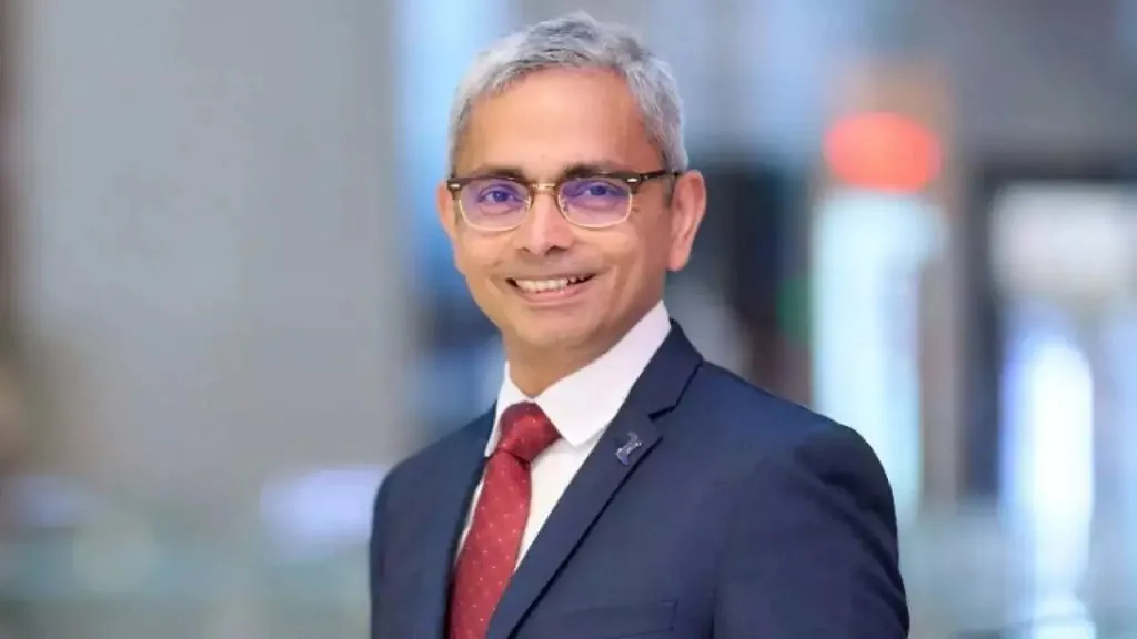 डी मार्टच्या सीईओपदी अंशुल असावा Anshul should be the CEO of D Mart