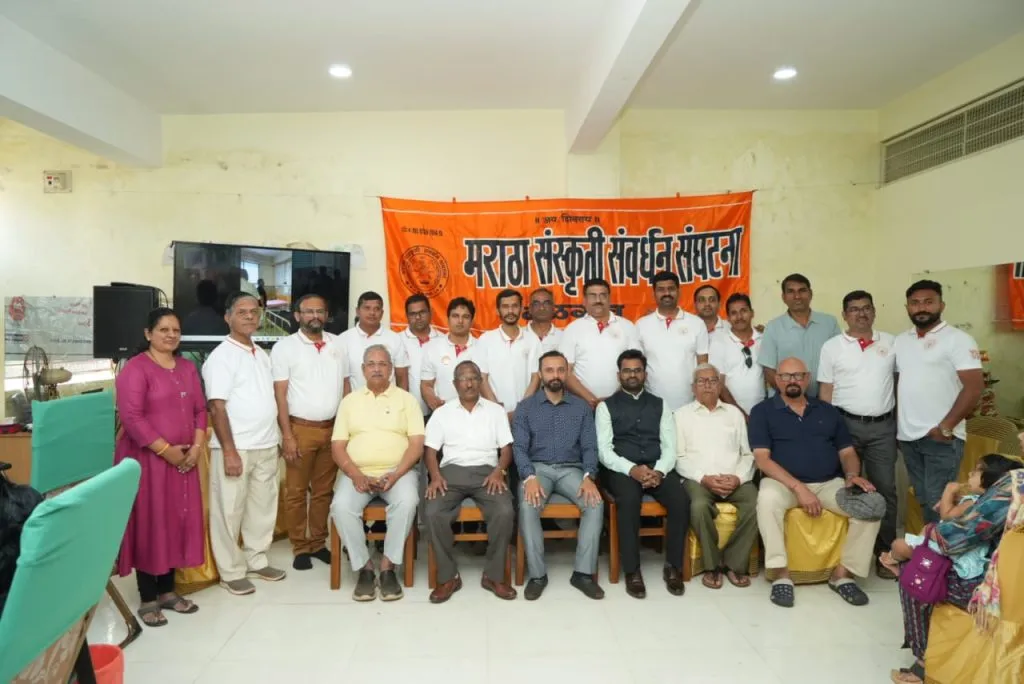 मराठा संस्कृती संवर्धन संघटनेच्या रक्तदान शिबिराला प्रतिसाद Response to the blood donation camp of the Maratha Culture Conservation Organization