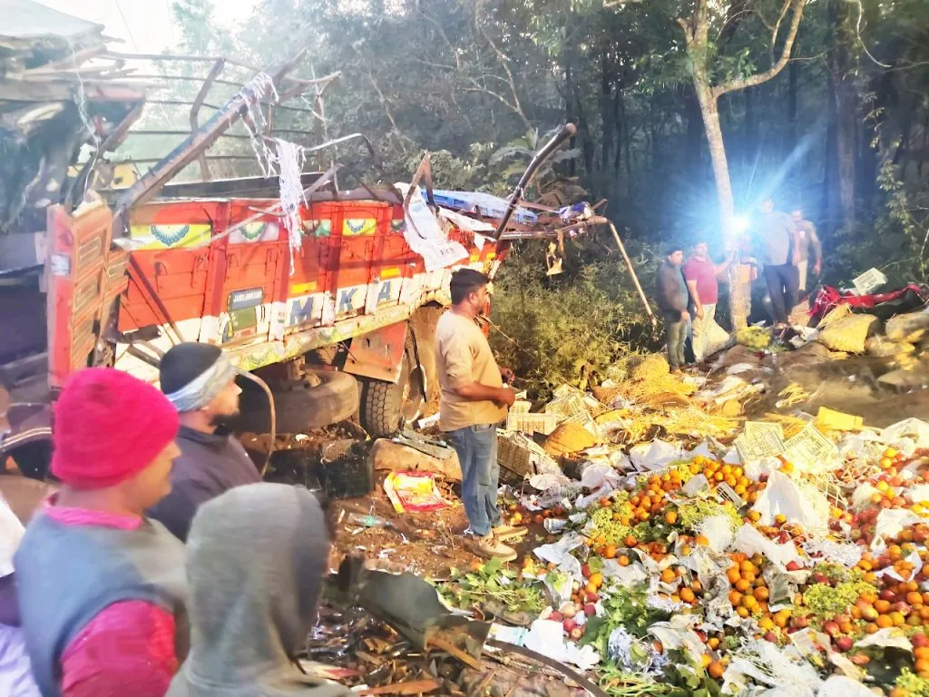 10 killed in horrific accident