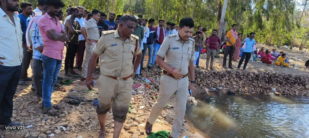 मलप्रभा नदीत बुडून दोन मुलांचा मृत्यू Two children drown in Malaprabha river