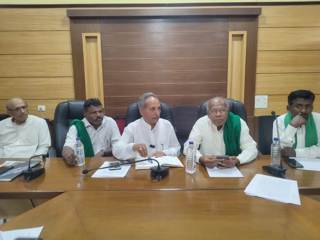 Dharwad Industrial Area Water Project Should Be Stopped