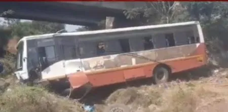 Bus falls into stream, 35 injured