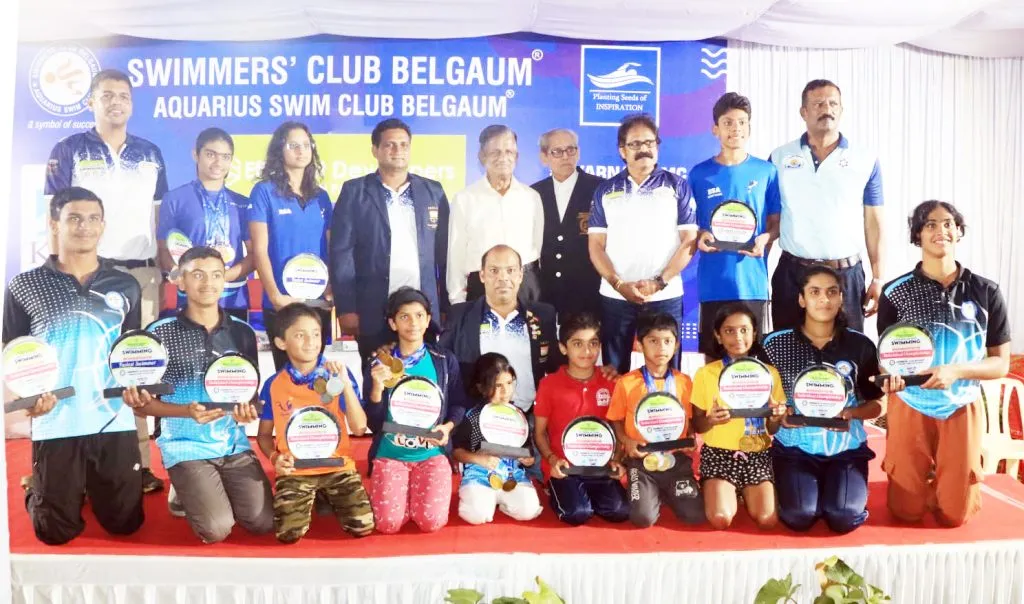 Swimmers Club Champions of Champions in Invitational Swimming Competition