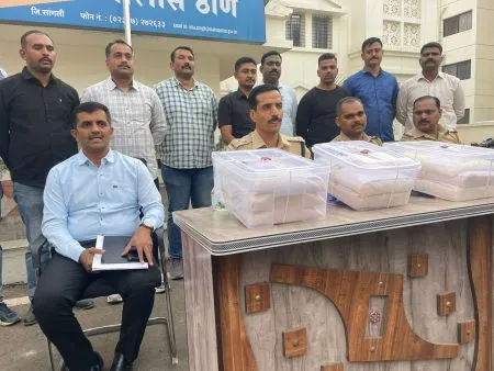 विट्यात मेफॅड्रॉन बनवण्याचा कारखाना उघड Mephedrone manufacturing factory exposed in brick kiln