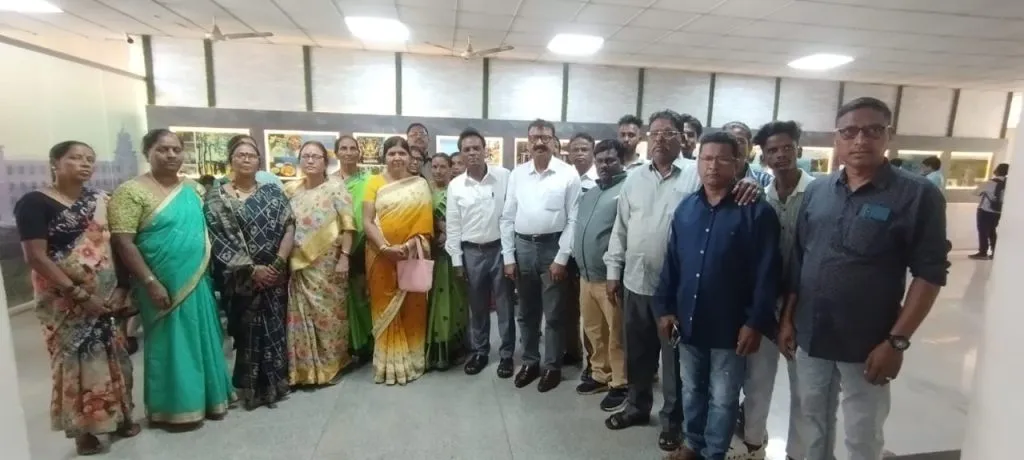 Provide free water supply to the public plot in Vantamuri Colony.