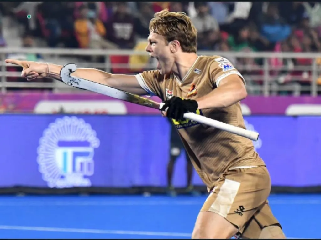 Jansen's hat-trick in Dragons' win