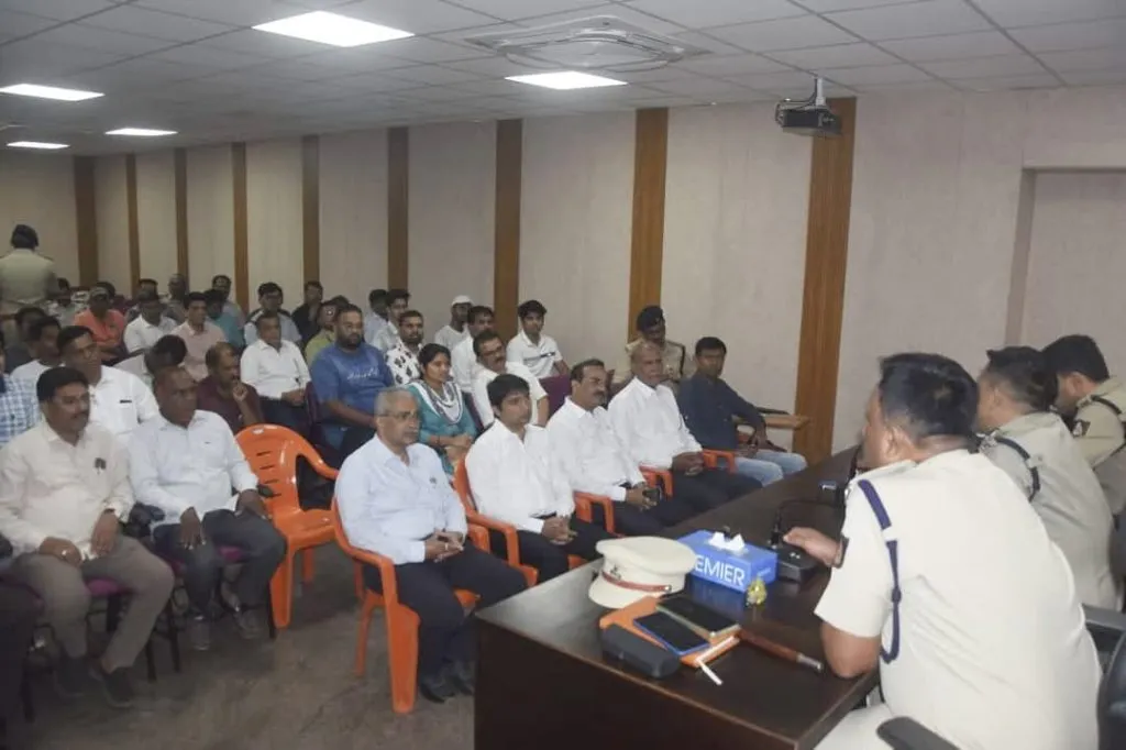 Police administration issues notice to jewellers