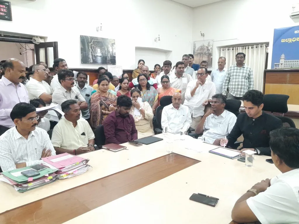 Order to investigate the construction of drains in Anandnagar-Vadgaon