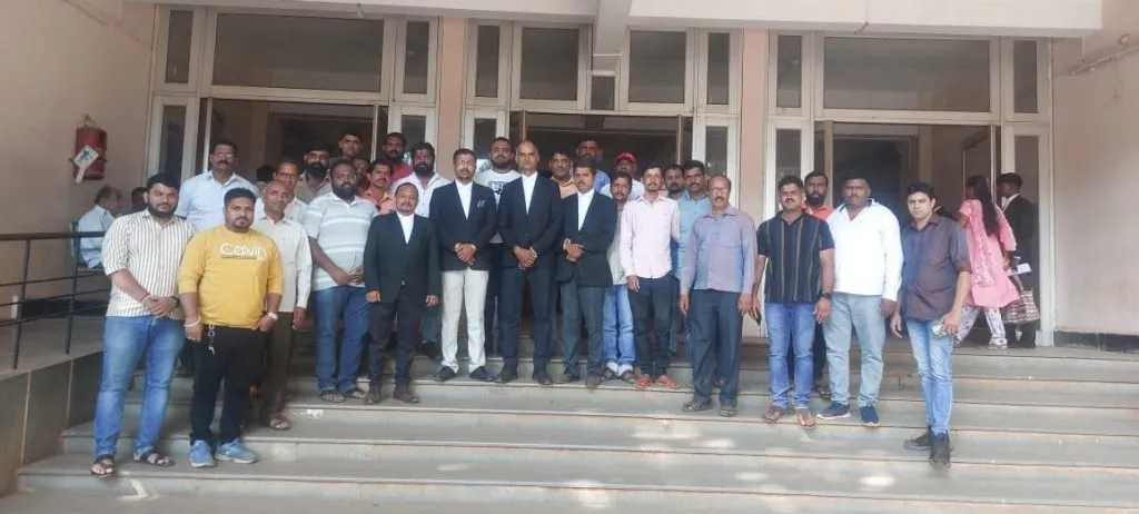 37 members of M. A. Committee acquitted in Kaladin case