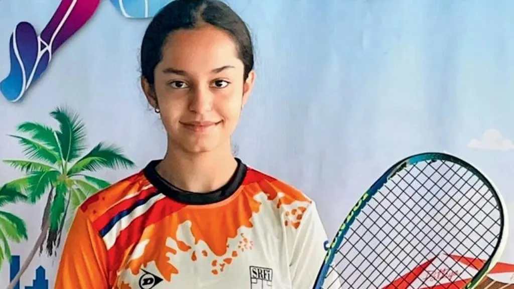 Anahat Singh squash winner