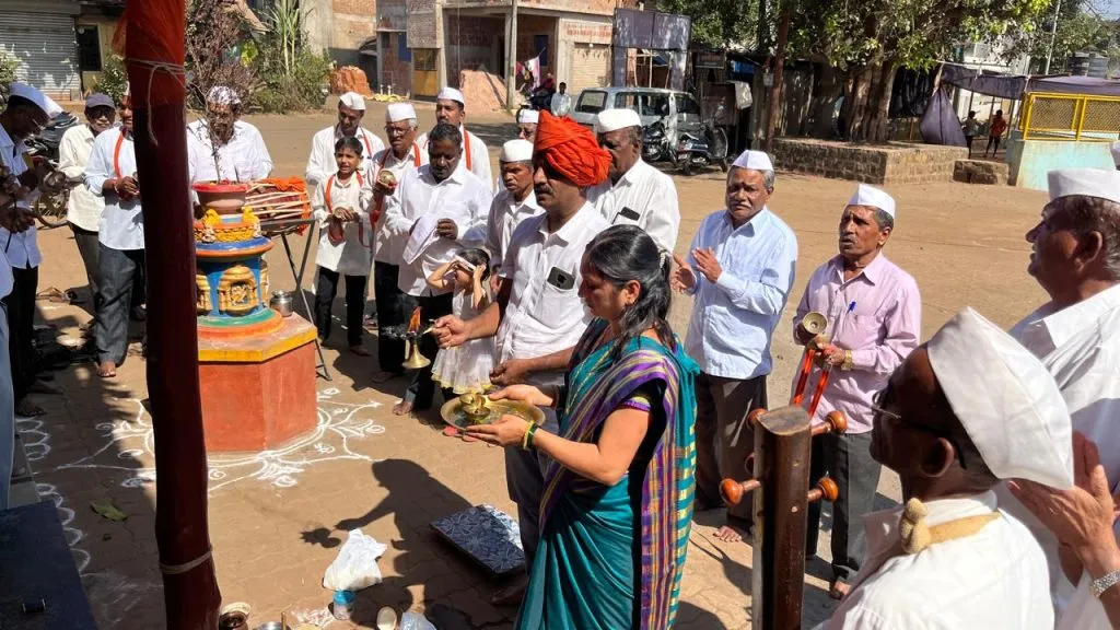 The beginning of the unique Dnyaneshwari Parayan ceremony is full of excitement.
