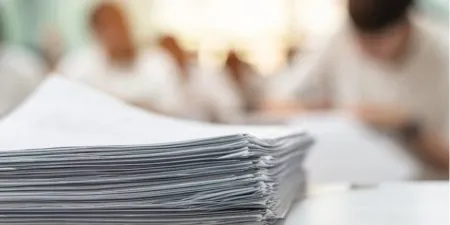 गुन्ह्याची कागदपत्रे उपनिरीक्षकाकडूनच गहाळ Crime documents missing from sub-inspector himself