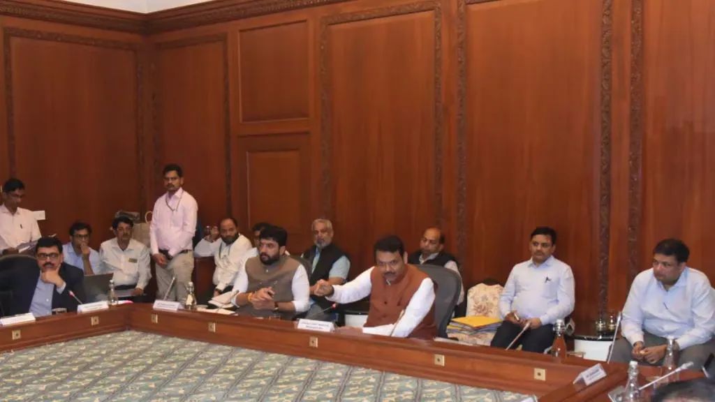 Complete Navi Mumbai, Nagpur, Shirdi Airports on Time: CM