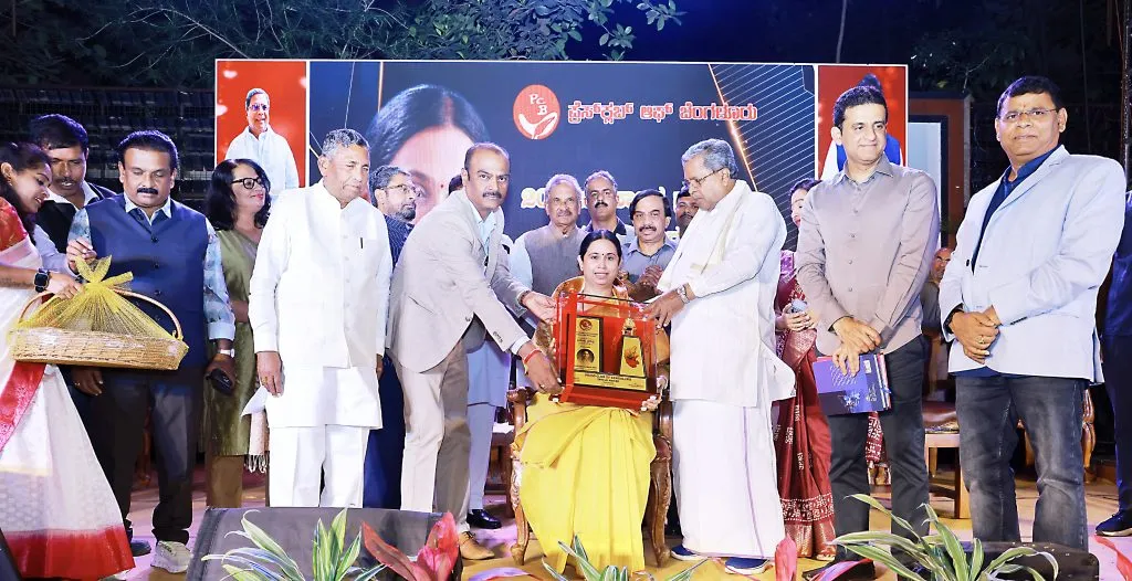 मंत्री हेब्बाळकरांना 2024 सालचा प्रेसक्लब विशेष पुरस्कार Minister Hebbalkar receives 2024 Press Club Special Award