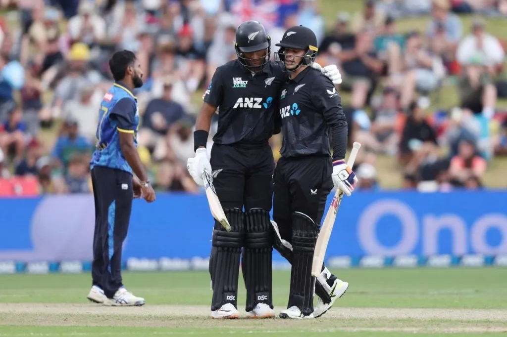 New Zealand thrash Sri Lanka
