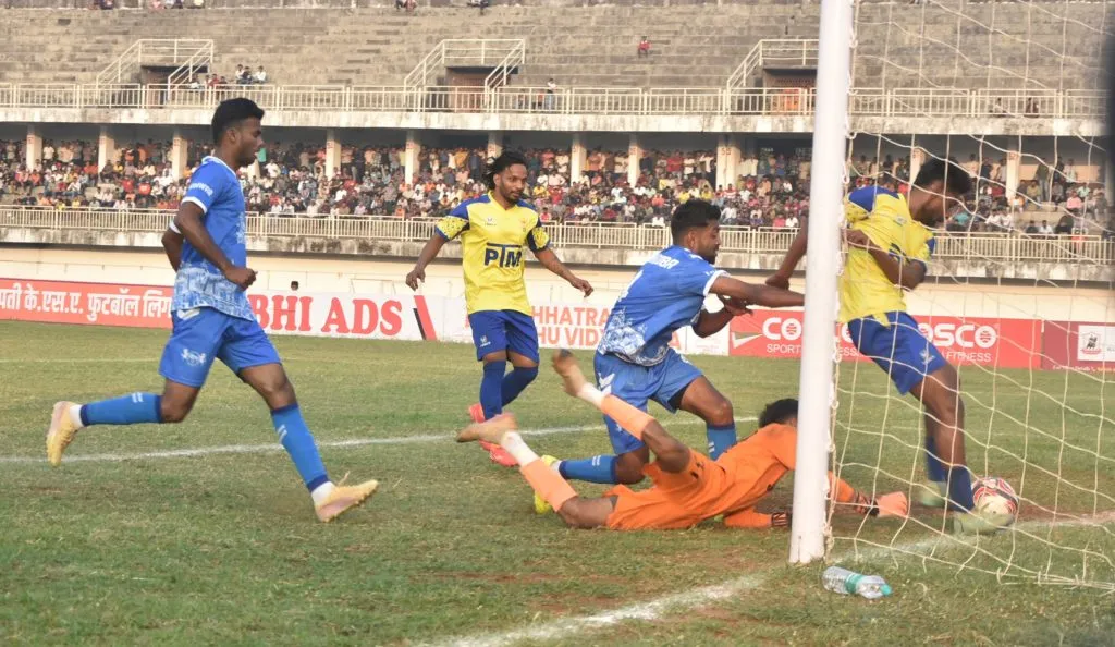 Patakad (A) team defeats Khandoba by two goals