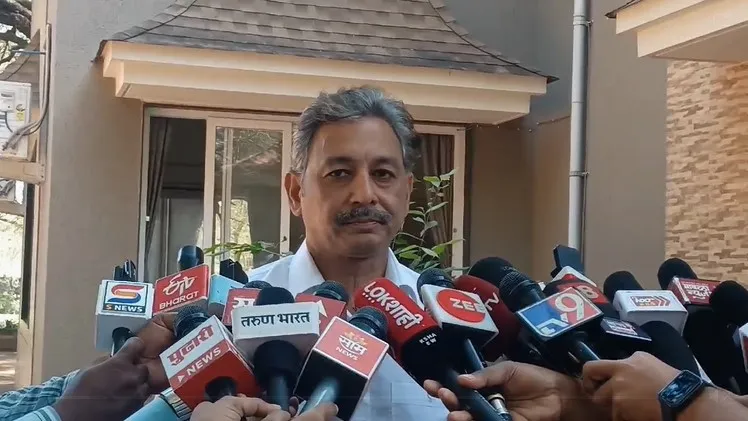 Why Dhananjay Munde Clings to Ministerial Post? - Sambhajiraje