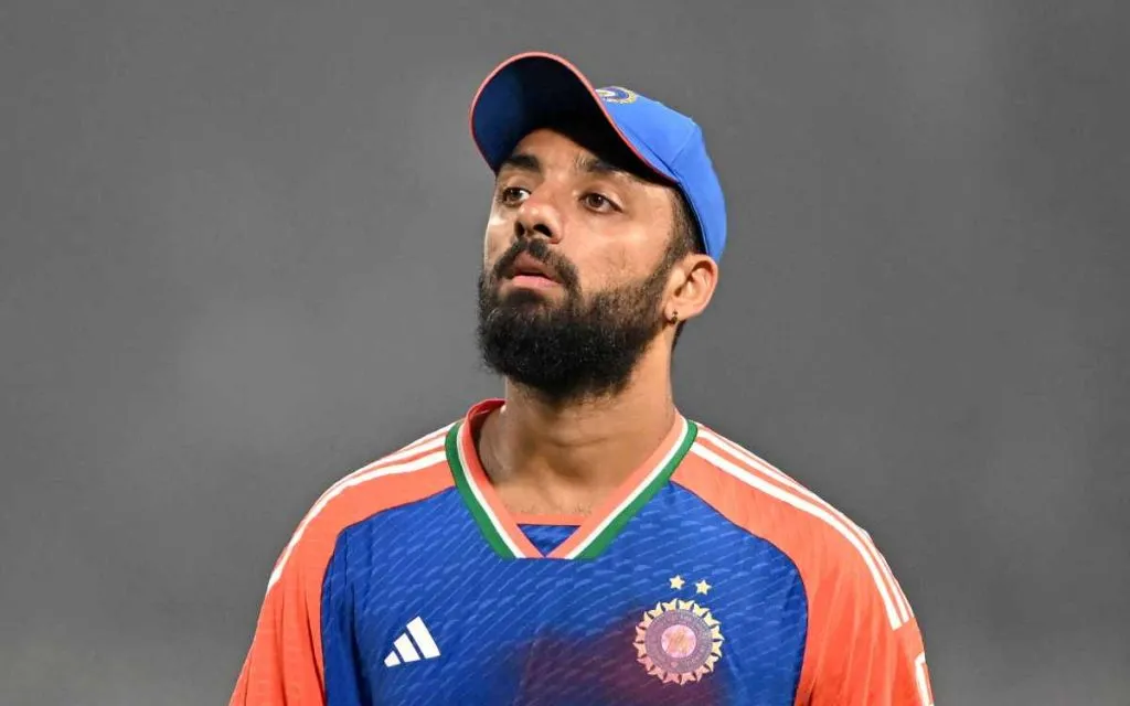 'Mystery Bowler'... Varun Chakraborty!