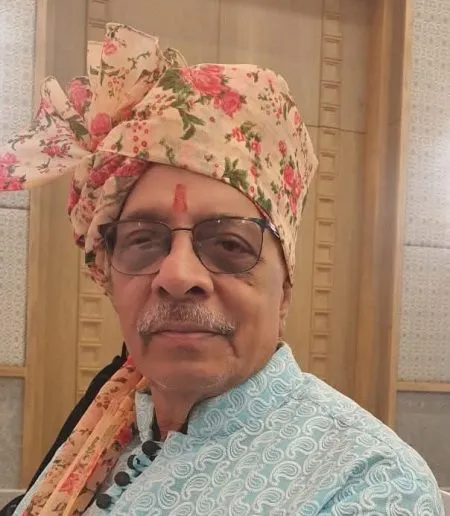 आकाशवाणी केंद्राचे निवृत्त निवेदक सुरेश भावे यांचे निधन Retired All India Radio presenter Suresh Bhave passes away