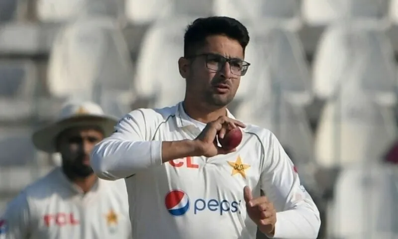 पाक कसोटी संघात इमाम अब्रारचे पुनरागमन Imam Abrar returns to Pakistan Test team