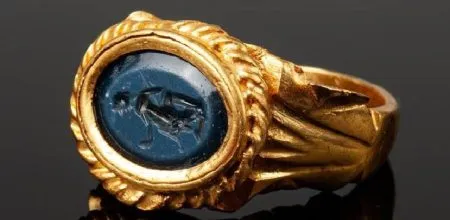 Ancient ring found in France