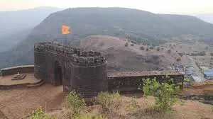 Conditional permission for tourists at Vishalgad