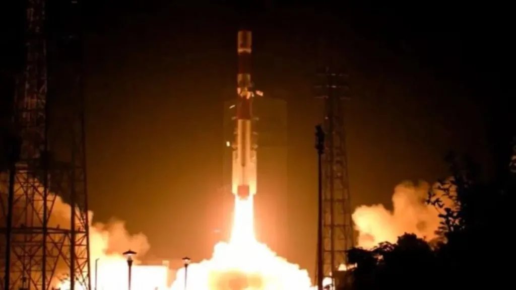 Docking process in 'Spadex' mission delayed