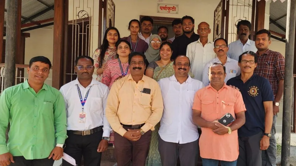 लोकवर्गणीतून सावंतवाडीसाठी रुग्णवाहिका घेणार