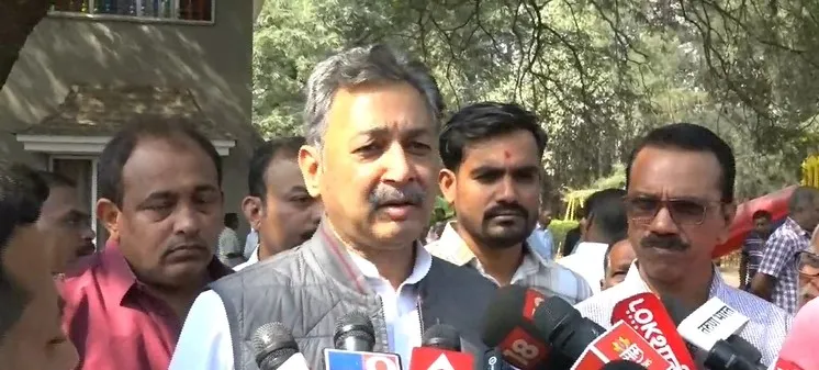 Unfortunate Santosh Deshmukh's Family Seeks Justice from CM