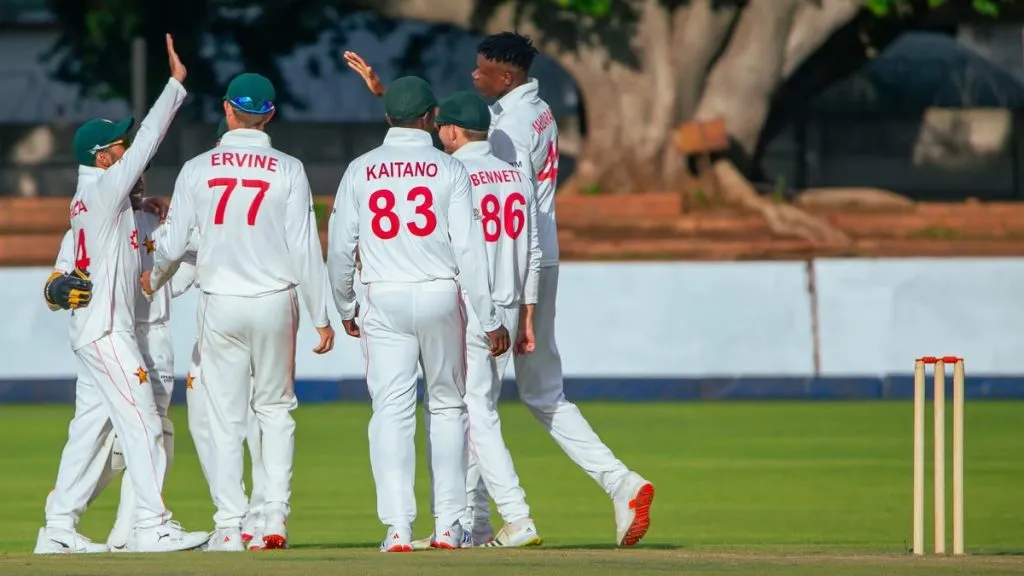 झिम्बाब्वेला विजयासाठी 186 धावांची गरज Zimbabwe need 186 runs to win
