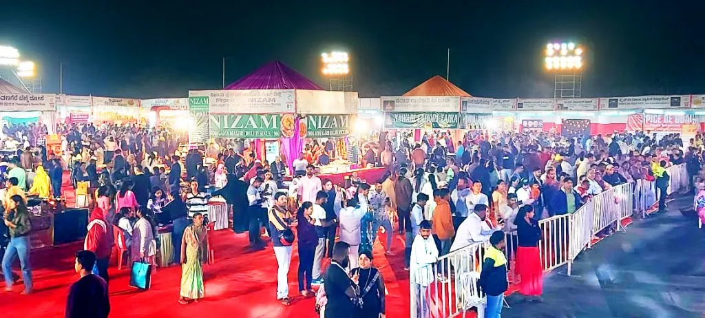 A huge crowd of food lovers attend the Rotary Food Festival