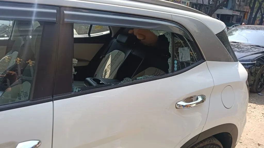 Cash, laptop stolen from jeweler's car