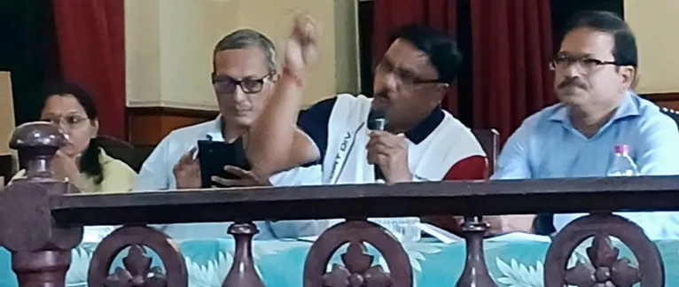 Fees increase for legal ones, but illegal ones are free!