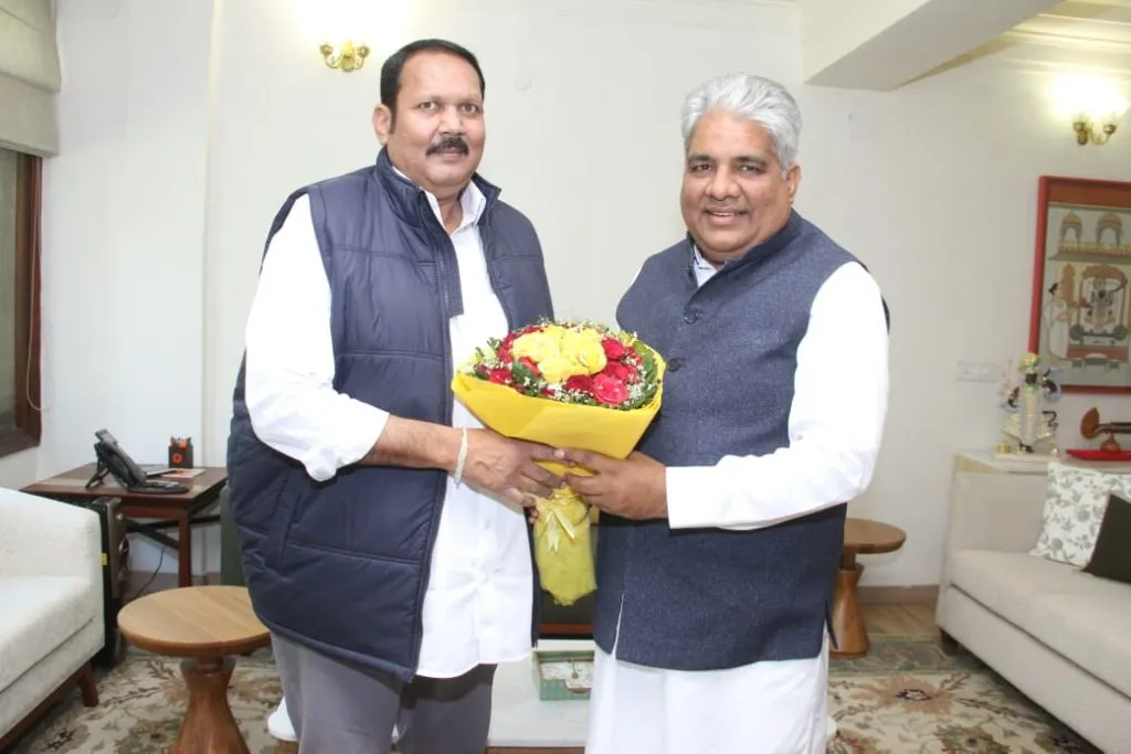 ‘कृष्णा’ शुद्धीकरणासाठी ‘जय जय कृष्णे’ प्रकल्प राबवावा 'Jai Jai Krishna' project should be implemented to purify 'Krishna'